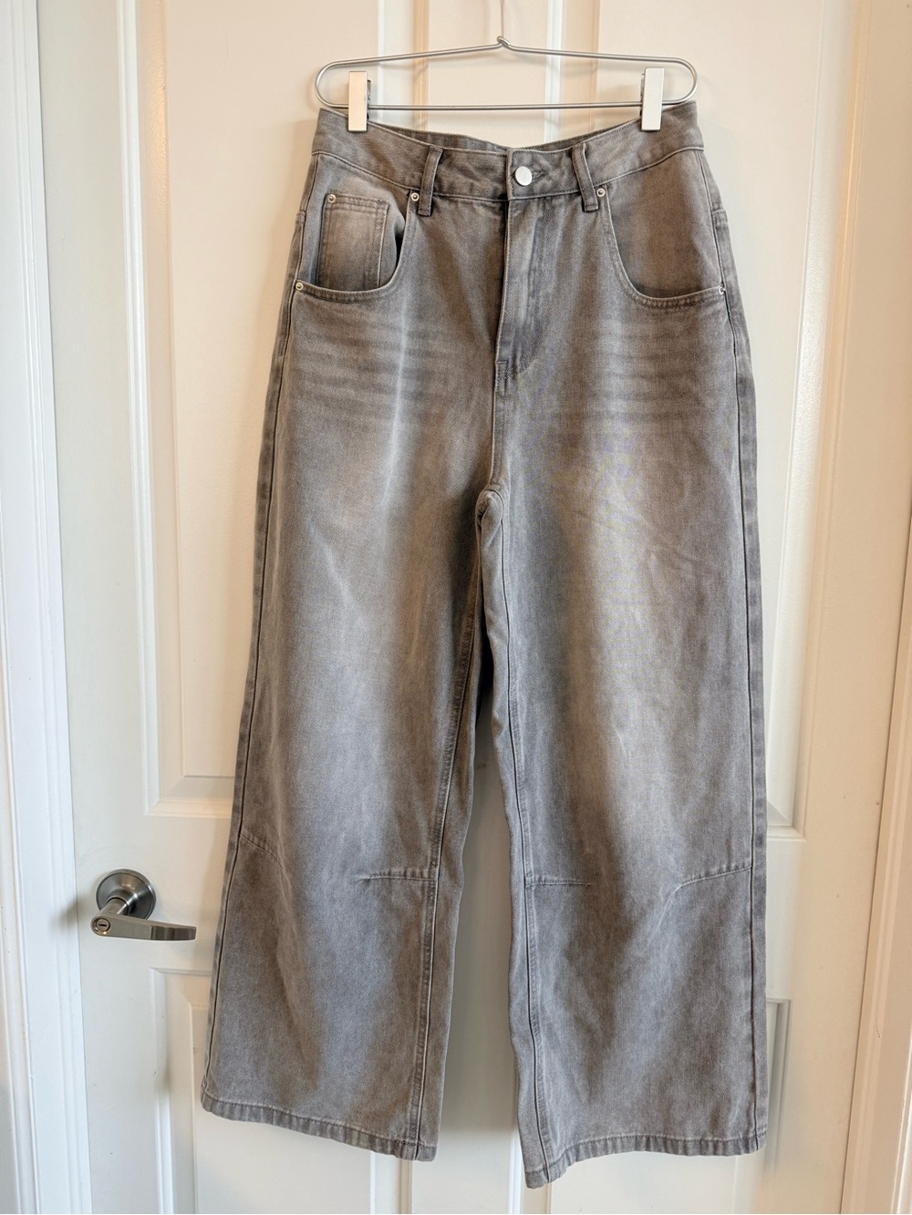 Gray Wide-Leg Women's Jeans